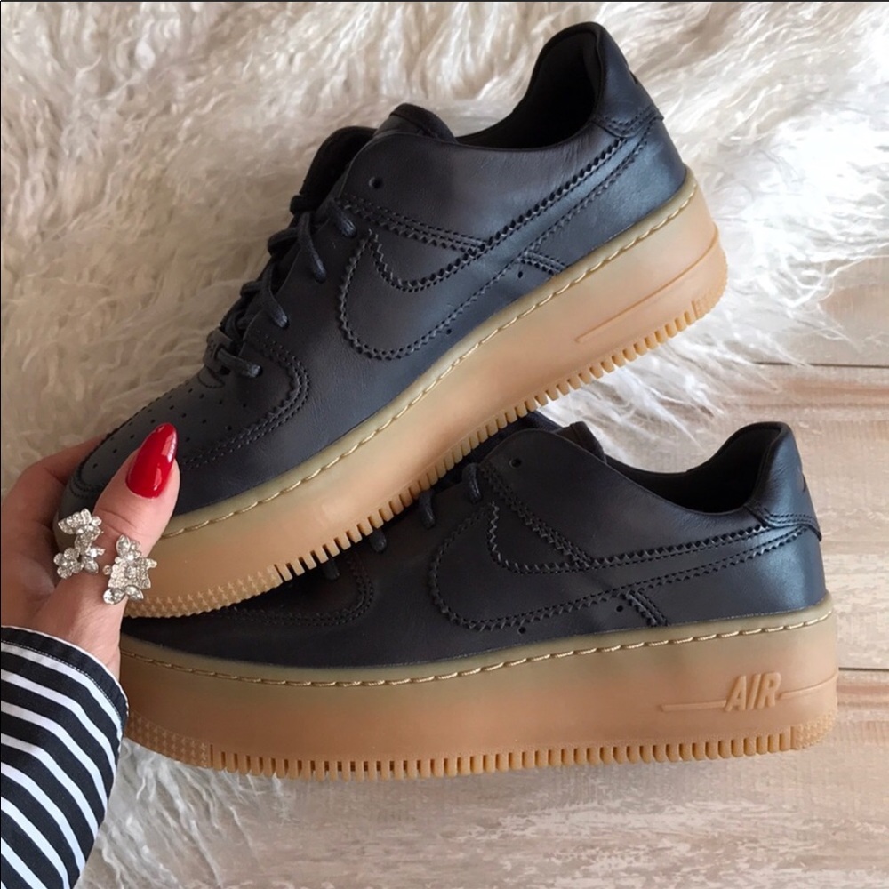 NWT Nike Air Force 1 Sage - Picture 3 of 8